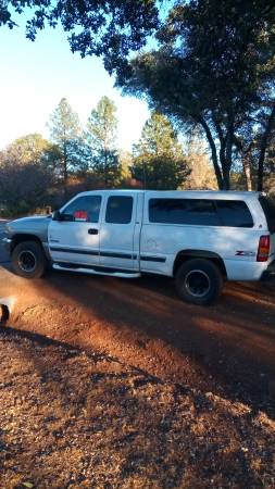 Chevy Truck 4x4 Silverado - cars & trucks - by owner - vehicle... for sale in Shingletown, CA – photo 2