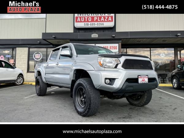 2013 Toyota Tacoma 4x4 V6 Automatic - cars & trucks - by dealer -... for sale in east greenbush, NY – photo 2