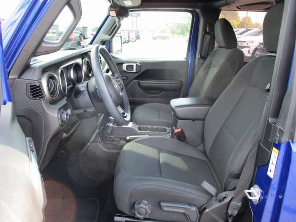 2019 Jeep Wrangler Sport hatchback Blue - cars & trucks - by dealer... for sale in Goldsboro, NC – photo 10