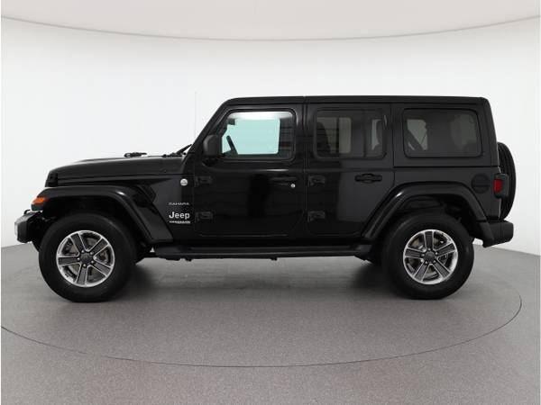 2020 Jeep Wrangler Unlimited Unlimited Sahara - - by for sale in Tyngsboro, MA – photo 10