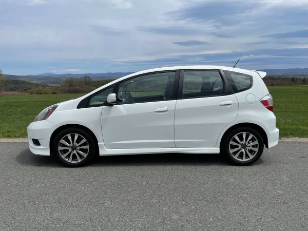 2012 HONDA FIT SPORT FWD 370 - - by dealer - vehicle for sale in Shelburne Falls, MA – photo 2