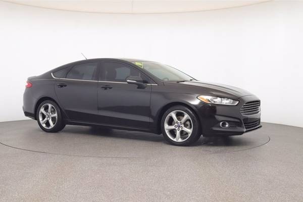 2015 Ford Fusion SE - - by dealer - vehicle automotive for sale in Sarasota, FL – photo 2