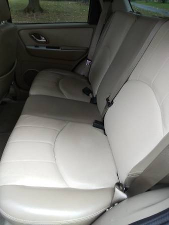 2006 mercury mariner 4x4 premier edition every option navi leather for sale in Columbus, OH – photo 6
