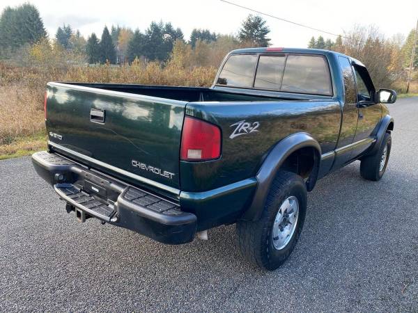2002 Chevrolet Chevy S-10 LS 3dr Extended Cab 4WD SB - cars & trucks... for sale in Olympia, WA – photo 2