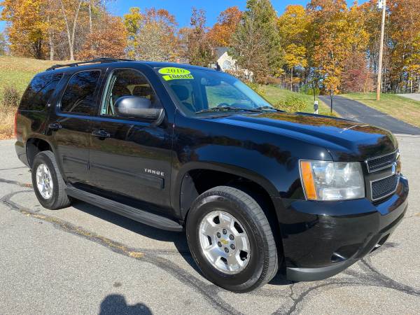 ** 2010 CHEVY TAHOE FULLY LOADED 4X4 SUV ** - cars & trucks - by... for sale in Plaistow, ME – photo 3