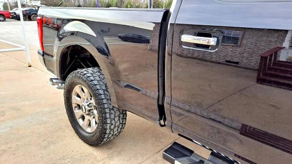 2017 Ford F-250 F250 F 250 SD Lariat Crew Cab 4WD WE SPECIALIZE IN for sale in Broken Arrow, KS – photo 18