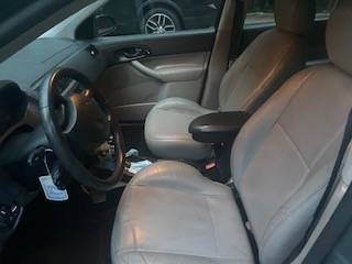 2005 Ford Focus Sedan ZX5 - cars & trucks - by owner - vehicle... for sale in Acushnet, MA – photo 6