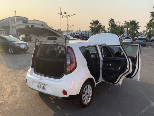 2019 Kia Soul + ONE OWNER****LOW MILES****SUPER NICE AND CLEAN -... for sale in Sacramento , CA – photo 17