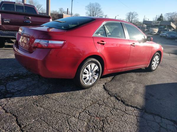 2007 Toyota Camry Sedan 4dr LE Very very clean - cars & trucks - by... for sale in Muncie, IN – photo 6