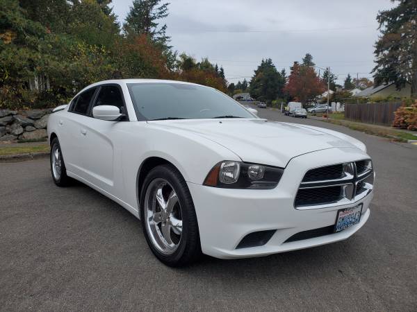 2011 Dodge Charger SE Sedan Fully Loaded HARD TO FIND Sport WOW!! for sale in Seattle, WA – photo 3