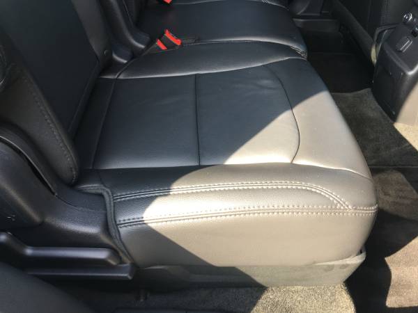 2017 Ford Explorer XLT 3Rd Row Leather Roof Nav! Warranty! for sale in Bridgeport, NY – photo 14