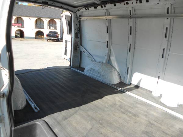 2010 Chevy EXPRESS 2500 3dr Cargo Van Work Van ***1 year Warranty** for sale in hampstead, RI – photo 15