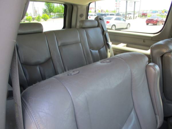 04 GMC Yukon Denali XL Loaded as low as 2000 down and 99 a week ! for sale in Oak Grove, MO – photo 12
