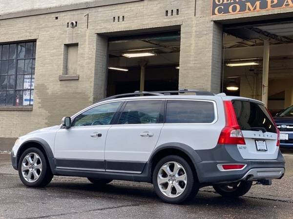 2010 Volvo XC70 T6 AWD 32 Service Records Only 118k Miles - cars &... for sale in Portland, CO – photo 5