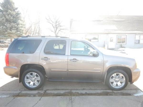 2013 GMC Yukon SLT - Ask About Our Special Pricing! for sale in Oakdale, MN – photo 3