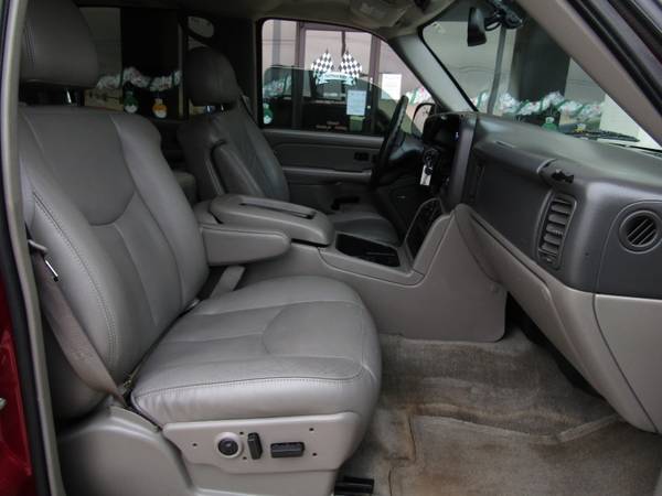 2004 Chevrolet Suburban 4dr 1500 4WD LT - cars & trucks - by dealer... for sale in Watauga (N. Fort Worth), TX – photo 16