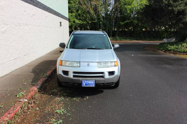 2005 Saturn Vue SUV 2wheel drive - 5 speed manual transmission! for sale in Corvallis, OR – photo 3