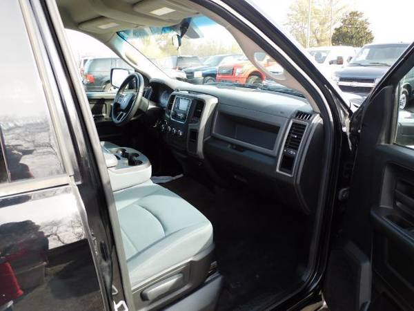 Dodge Ram 4wd Crew Cab Tradesman Used Automatic Pickup Truck 4dr V6 for sale in Hickory, NC – photo 14
