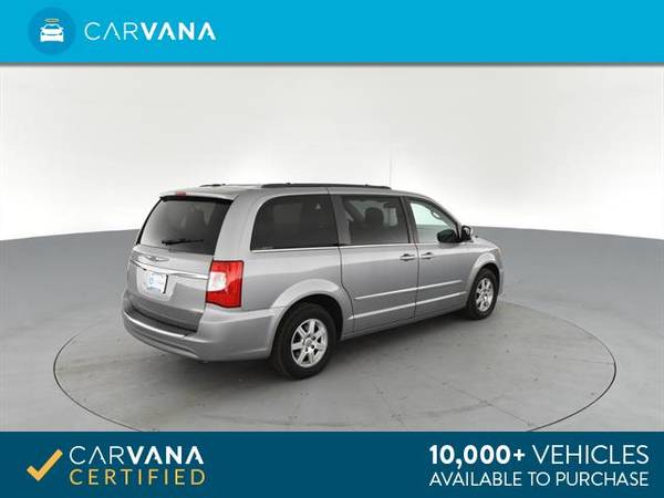 2013 Chrysler Town and Country Touring Minivan 4D mini-van Silver - for sale in Detroit, MI – photo 11