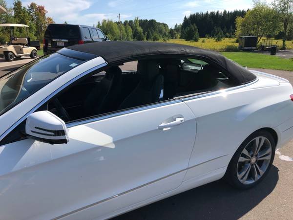 Mercedes Benz E400 2015 Convertible Low Miles Excellent Condition for sale in Montreal, WI – photo 9