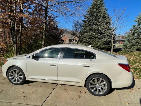 '14 Buick Lacrosse - cars & trucks - by owner - vehicle automotive... for sale in Morton, IL – photo 2