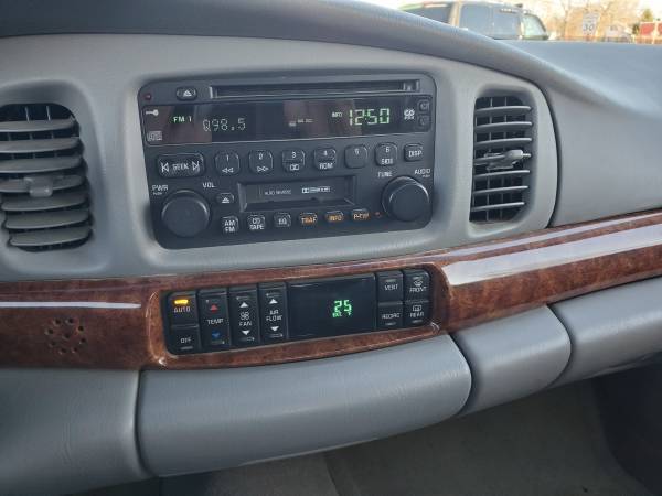2002 Buick Lesabre!! 3800 Motor!! Leather!! ONE OWNER!! Very NICE!!... for sale in Freeport, WI – photo 10