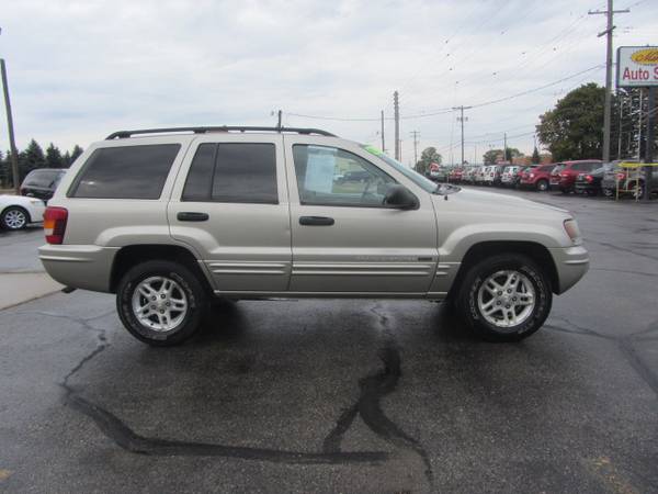 SOLD!! 2004 Jeep Grand Cherokee Special Edition 4x4 WARRANTY!! for sale in Cadillac, MI – photo 2