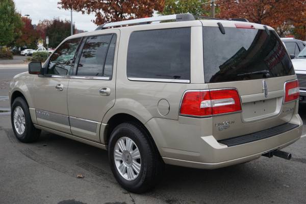 ☾ 2008 Lincoln Navigator ▶ Luxurious SUV ▶ Sale Price ▶ ▶ - cars &... for sale in Eugene, OR – photo 8