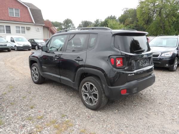 2016 Jeep Renegade Limited 4x4 - 35,000 Miles - for sale in Chicopee, MA – photo 3