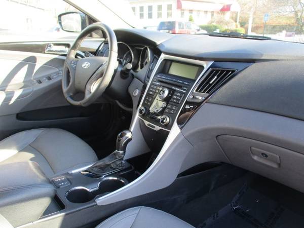 2011 *Hyundai* *Sonata* *4dr Sedan 2.4L Automatic Ltd - cars &... for sale in Wrentham, MA – photo 9