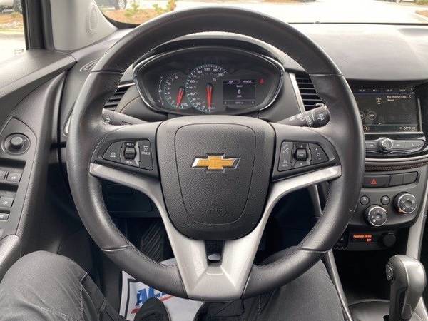 2019 Chevy Chevrolet Trax LT suv White - - by dealer for sale in Goldsboro, NC – photo 23