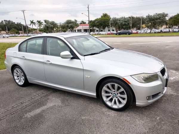 2011 BMW 328I ONE OWNER CLEAN CARFAX ($600 DOWN WE FINANCE ALL) for sale in Pompano Beach, FL – photo 4
