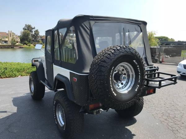 1975 TOYOTA FJ40 / RECENTLY RESTORED / CLEAN TITLE / 4-SPEED MANUAL / for sale in San Mateo, CA – photo 12