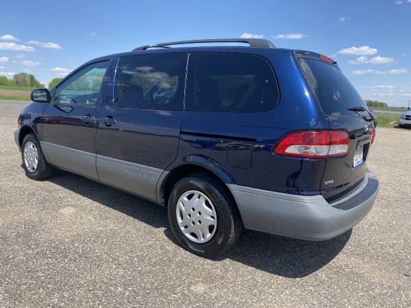 2001 Toyota Sienna 5dr LE (Natl) - - by dealer for sale in Shakopee, MN – photo 6