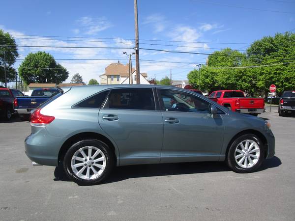 2009 TOYOTA VENZA - CLEAN CAR FAX - 1 OWNER - WARRANTY - cars & for sale in Moosic, PA – photo 4