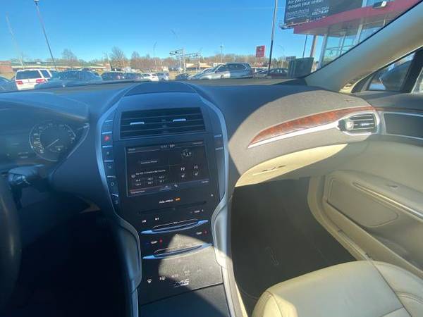 2015 Lincoln MKZ 4dr Sdn FWD - cars & trucks - by dealer - vehicle... for sale in Omaha, NE – photo 20