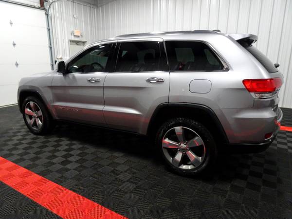 2015 Jeep Grand Cherokee 4WD 4dr Limited hatchback Silver - cars &... for sale in Branson West, MO – photo 2