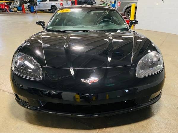 2005 Chevrolet Corvette 1LT Coupe Manual - - by dealer for sale in Coopersville, MI – photo 2