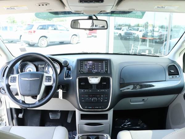 2016 Chrysler Town & Country Touring Passenger Van for sale in Walla Walla, WA – photo 10