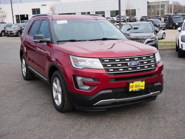 2016 Ford Explorer XLT - - by dealer - vehicle for sale in Bloomington, MN – photo 3