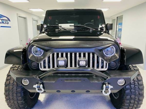 2012 Jeep Wrangler Unlimited 4WD 4dr Sahara *GUARANTEED CREDIT... for sale in Streamwood, IL – photo 4