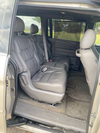 2008 Honda Odyssey EX L DVD AND THIRD ROW 187k miles - cars & trucks... for sale in Tipp City, OH – photo 11