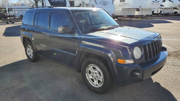 2008 Jeep Patriot Sport !!! RUNS WELL / MUST SEE !!! - cars & trucks... for sale in Kirtland AFB, NM – photo 2