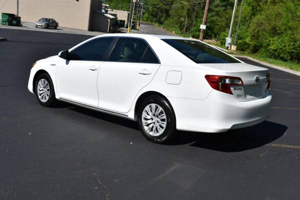 2013 Toyota Camry Hybrid LE 4dr Sedan - - by dealer for sale in Knoxville, TN – photo 5