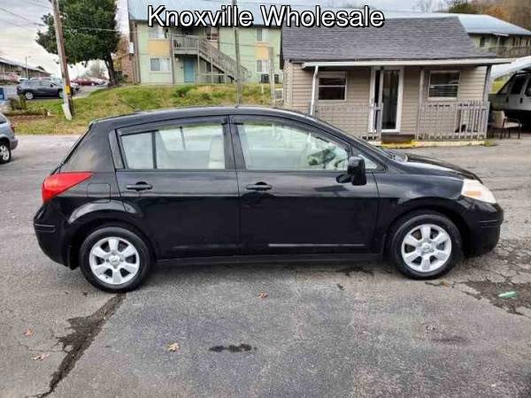 2009 Nissan Versa 1.8 S 4dr Hatchback 4A - cars & trucks - by dealer... for sale in Knoxville, TN – photo 2