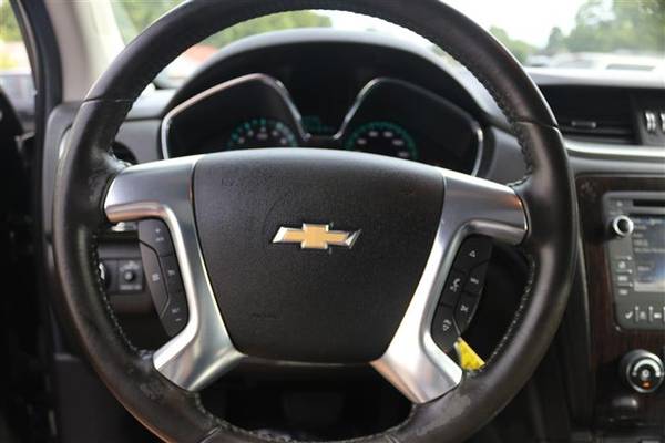 2015 CHEVROLET TRAVERSE, AWD, CLEAN TITLE, 3RD ROW, BACKUP... for sale in Graham, NC – photo 17