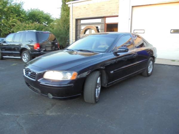 2006 Volvo S60 // 90 k Miles - cars & trucks - by owner - vehicle... for sale in Fox_Lake, IL – photo 4