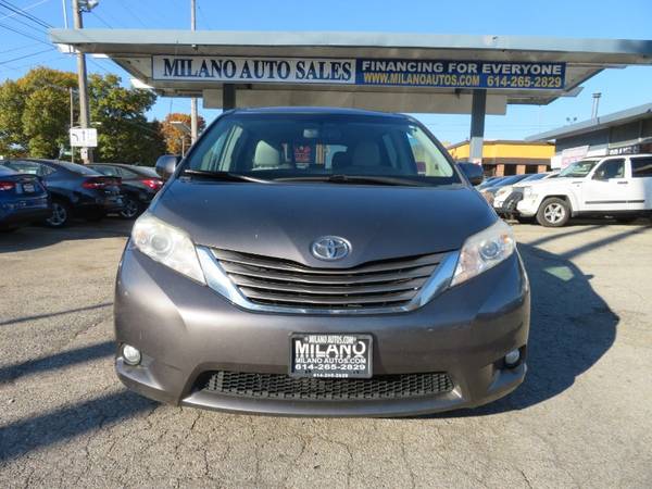 2011 Toyota Sienna XLE 8-Pass V6 - - by dealer for sale in Columbus, OH – photo 2