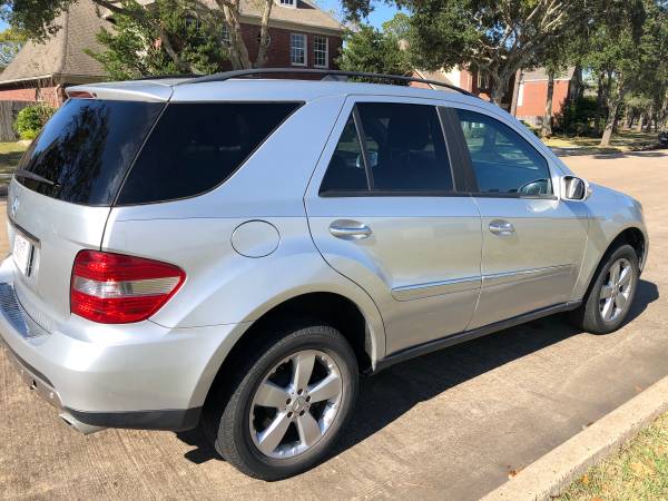 2006 Mercedes Benz ML500 - cars & trucks - by owner - vehicle... for sale in Sugar Land, TX – photo 6