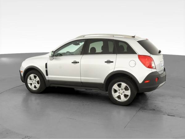 2014 Chevy Chevrolet Captiva Sport LS Sport Utility 4D suv Silver -... for sale in Las Vegas, NV – photo 6